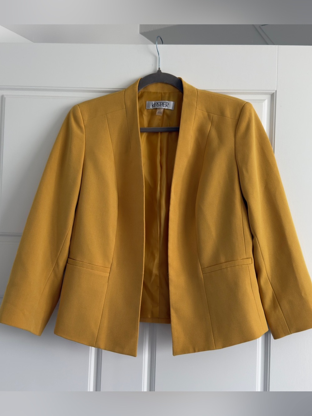 Kasper Women's Yellow Collarless Open Blazer
